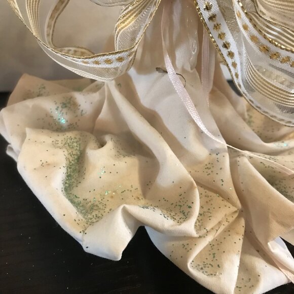 Handcrafted Angel Figurine Set of 3 With Ribbon & Lace Accents - Picture 13 of 14